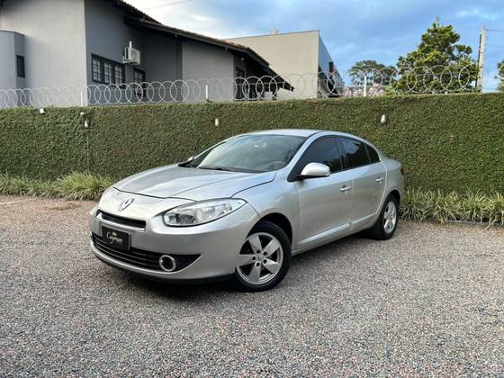 RENAULT FLUENCE 2.0 DYNAMIQUE 16V FLEX 4P AUTOMÁTICO